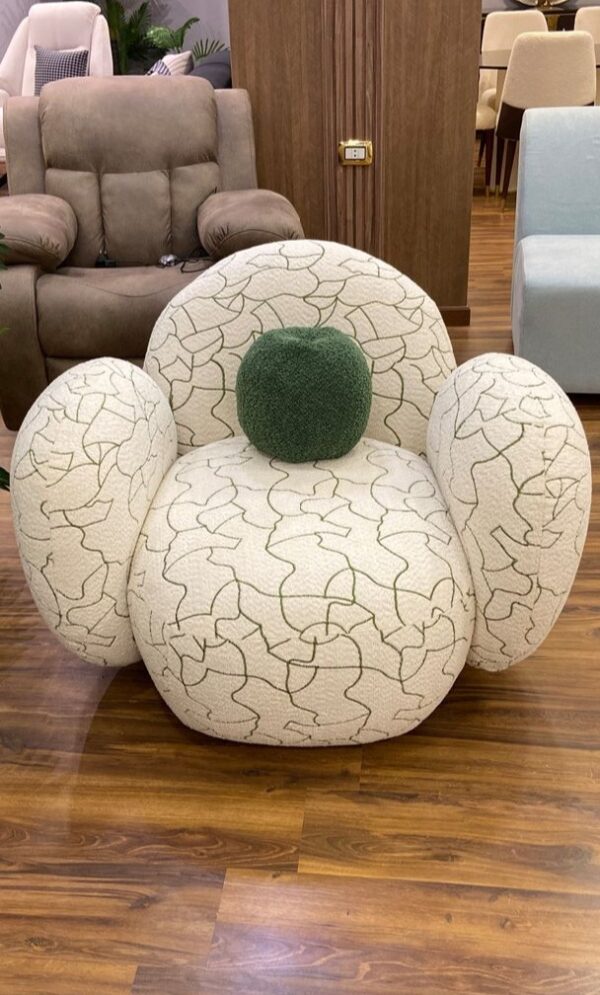 box hand sofa set