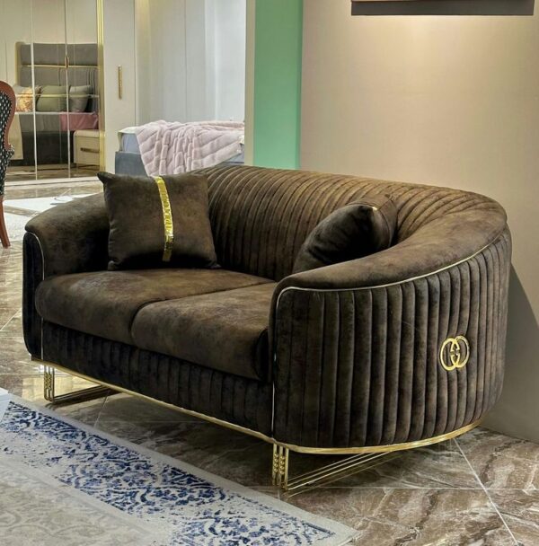isilo sofa set
